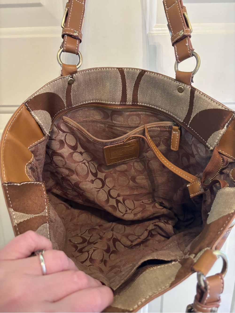 Vintage Coach Brown Signature Canvas Tote with Leather Trim - Picture 5 of 10